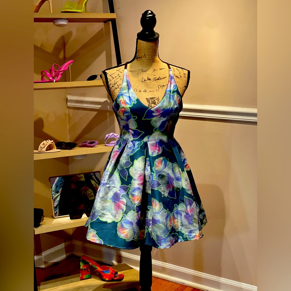Flare floral mini dress